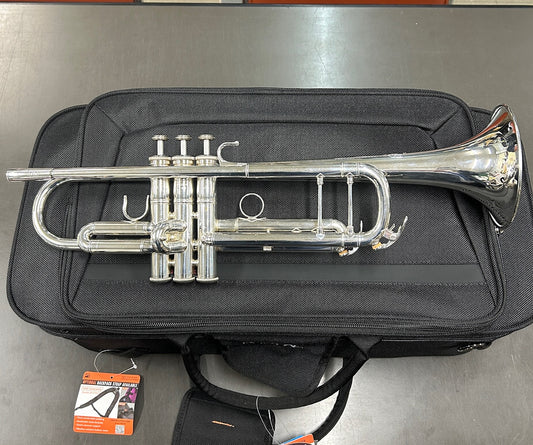 【1月限定特価・中古品】YAMAHA　トランペット　YTR-8335US